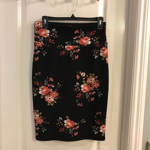 Lularoe Cassie skirt