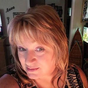 Meet your Posher, Angie