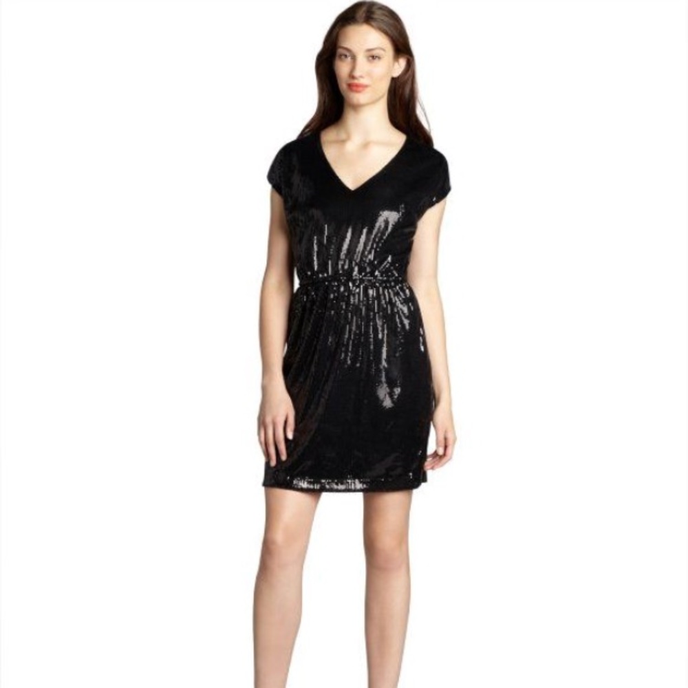 The limited black sequins mini