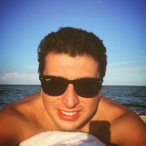Meet your Posher, Alejo