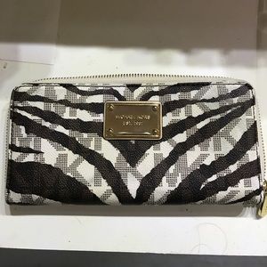 Michael Kors wallet