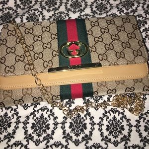 Gucci Red & Green vintage Handbag