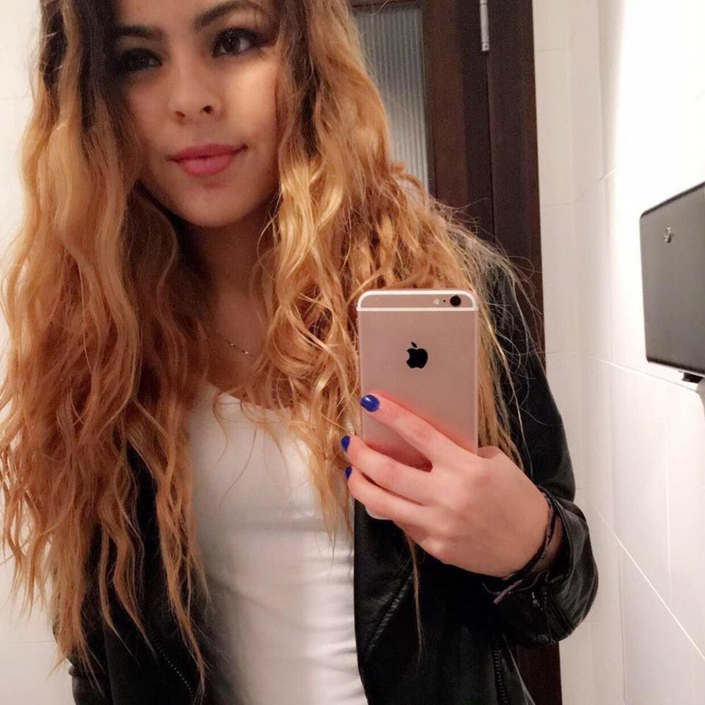Meet your Posher, Mariela
