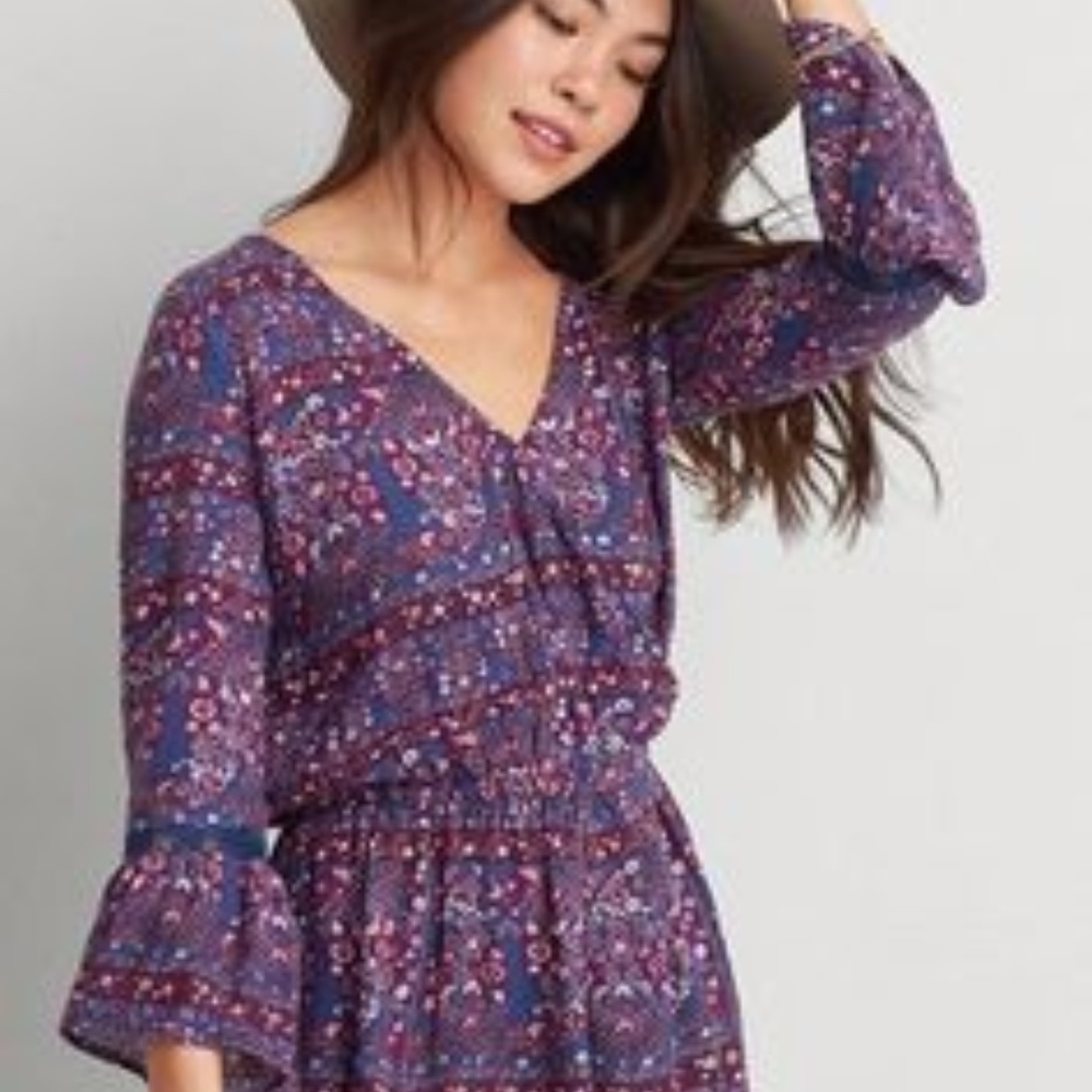 NWOT Floral American Eagle Romper