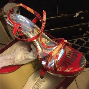 Women high heel shoes