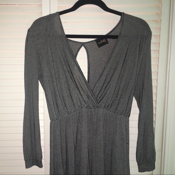 Striped long sleeve romper - Picture 2 of 7