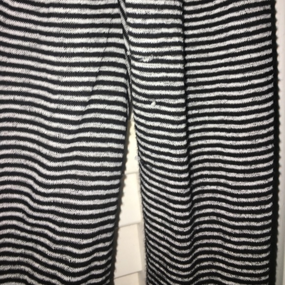 Striped long sleeve romper - Picture 6 of 7