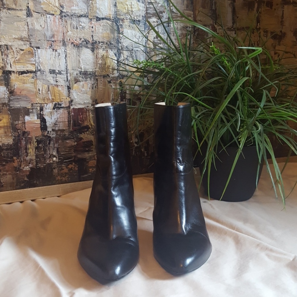 Marc Fisher Leather Ankle Boots👢❤👢❤👢