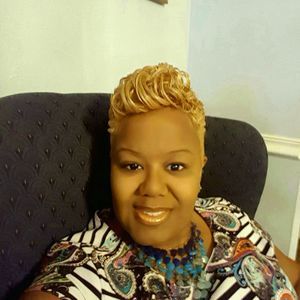 Meet your Posher, Stacy