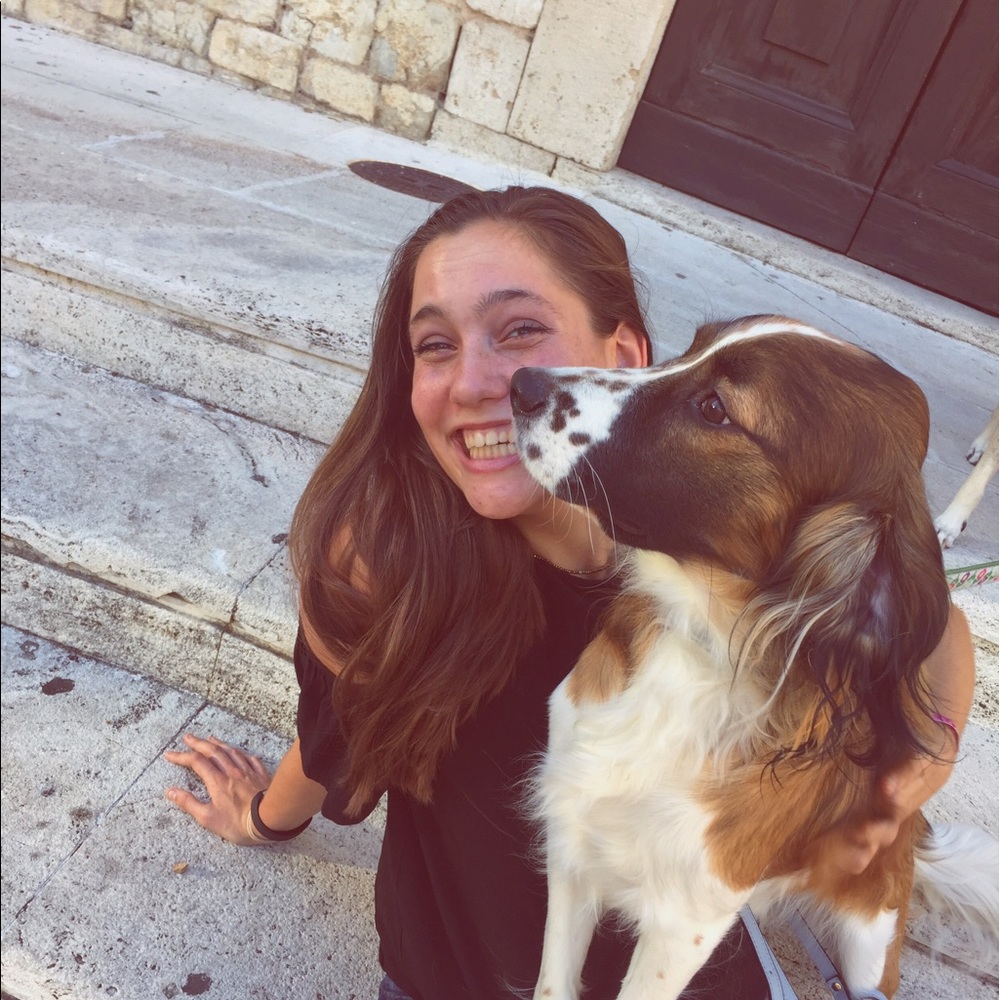 Meet your Posher, Joy