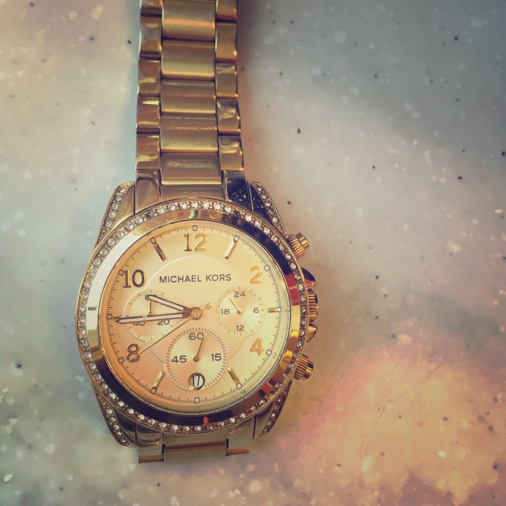 Micheal Kors watch #gold #silverstud