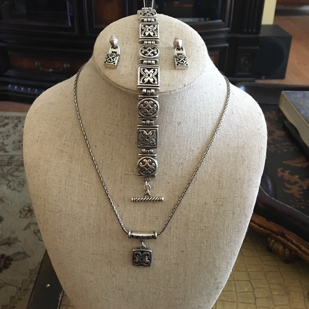 Britton Jewelry Set