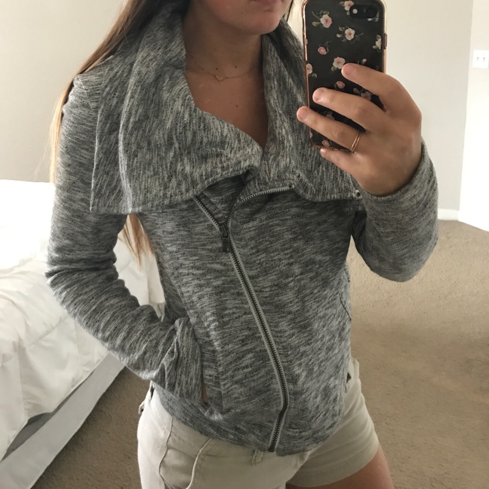 Express side zip jacket