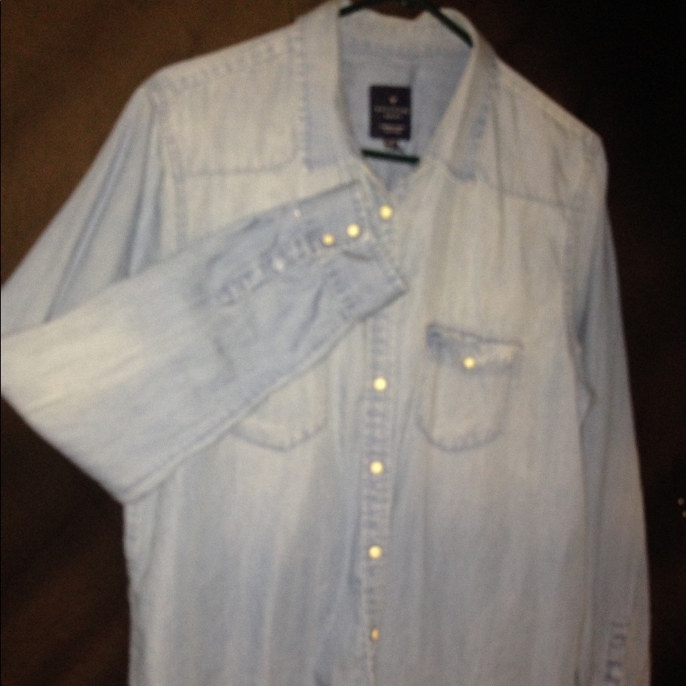Long sleeve denim shirt
