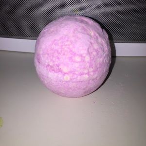Lush twighight bath bomb