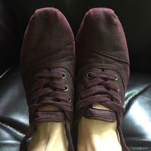 Toms Burgundy Tie Shoes