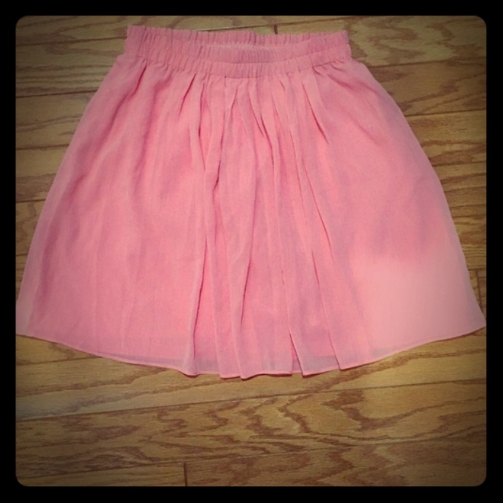 Anne Taylor pleaded chiffon skirt