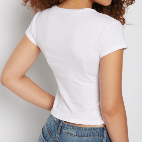 🌹Host Pick🌹Girls bite back! T-Shirt - Picture 3 of 8