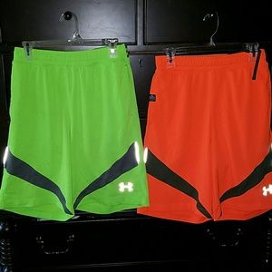 2 pairs of men's Under Armour shorts