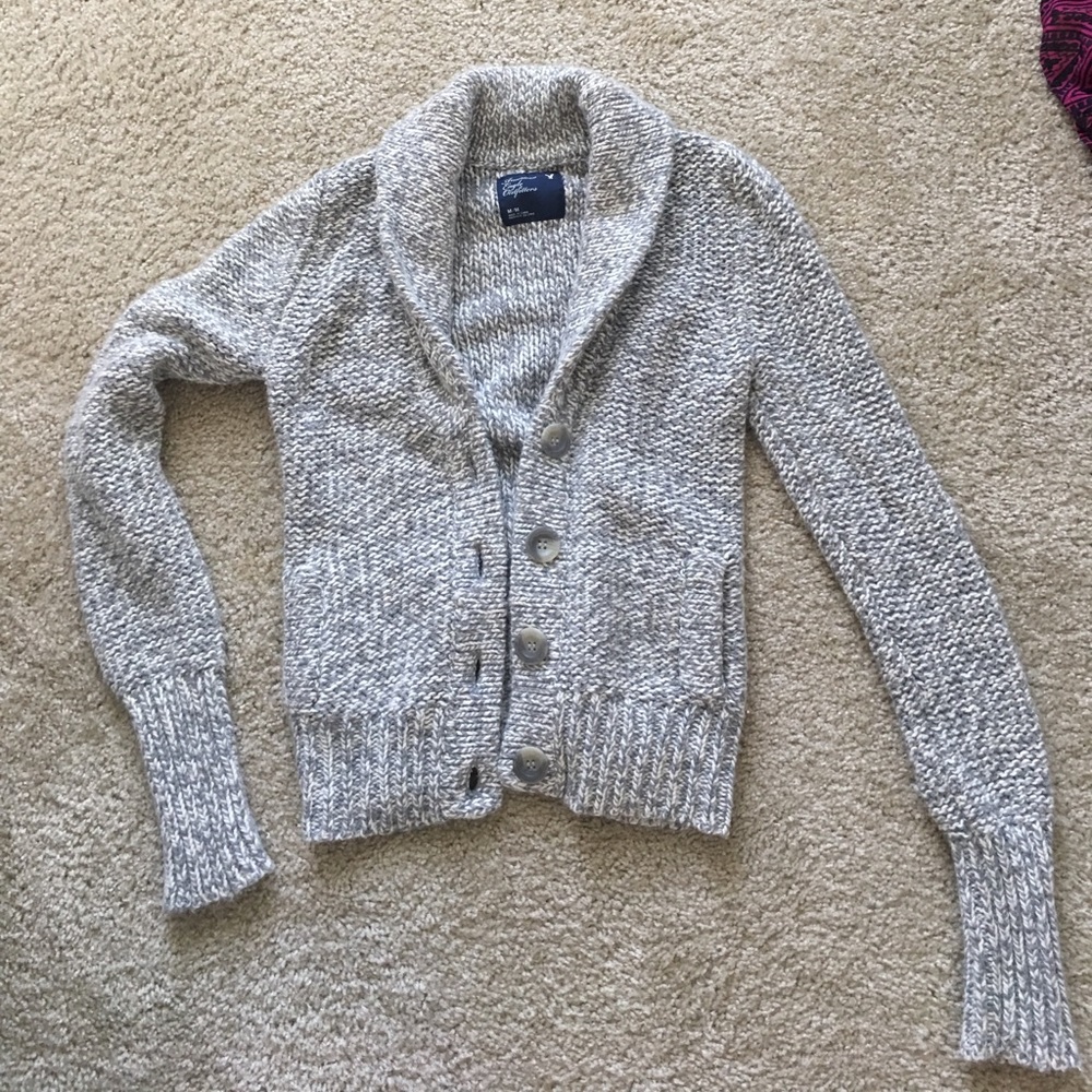 AE thick knit sweater