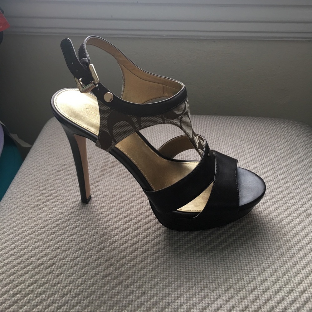 BRAND NEW Coach Heels