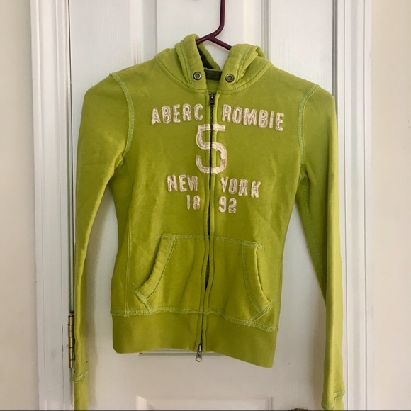 Abercrombie Zip Hoodie and T-Shirt - Picture 5 of 7