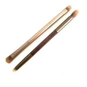 Set of 2 Naked eyeshadow brushes