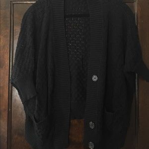 Short sleeved cardigan