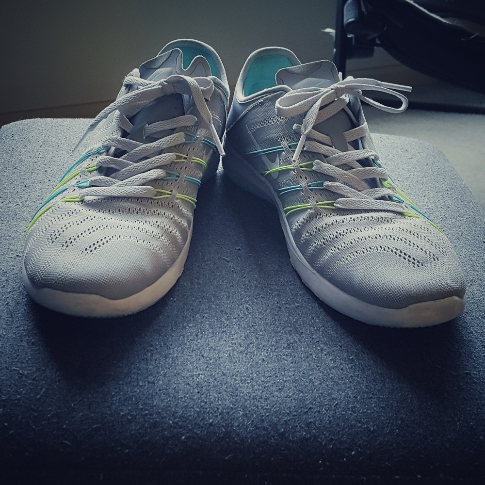Nike Free - Picture 2 of 5