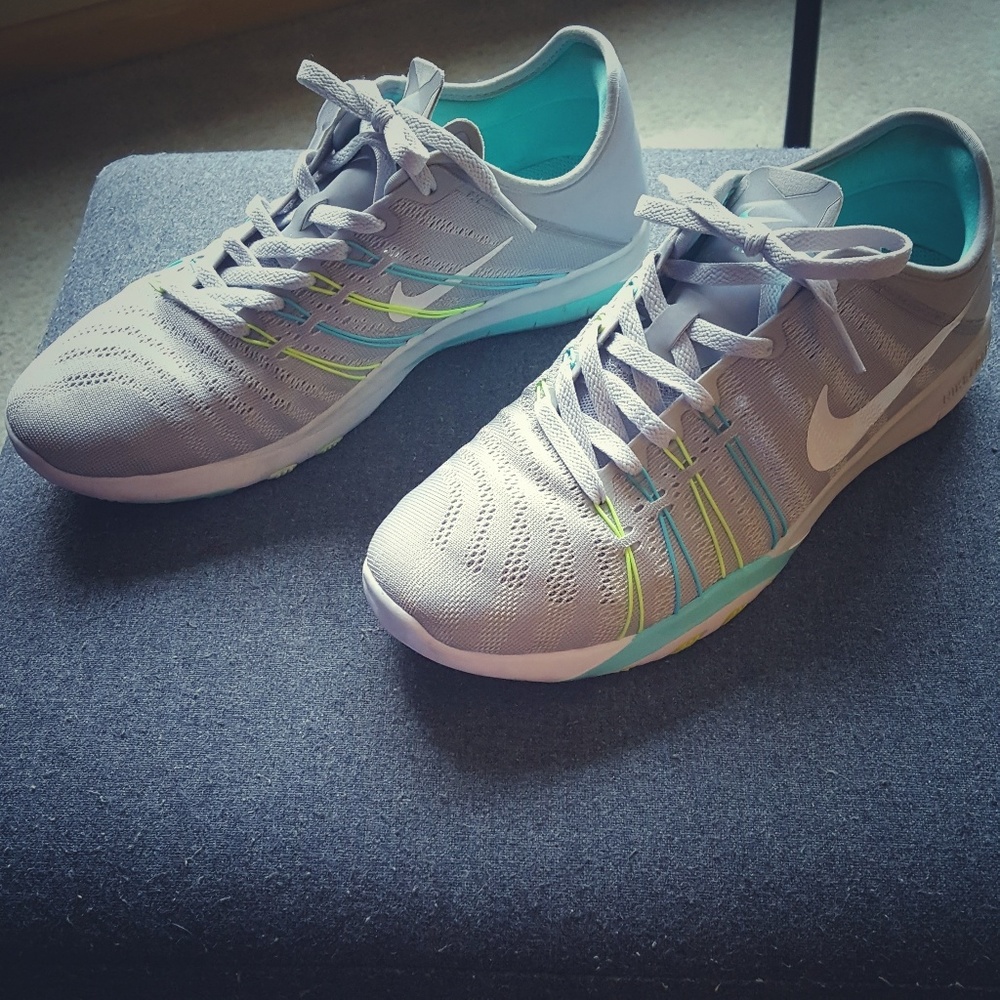 Nike Free - Picture 4 of 5