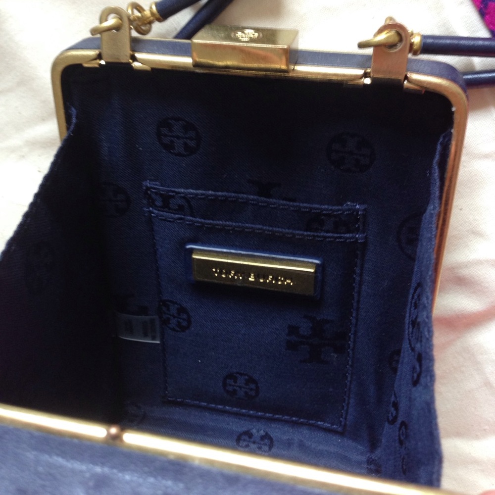 Tory Burch Adele Minaudière - Picture 6 of 7