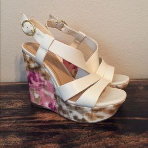 Jessica Simpson wedges