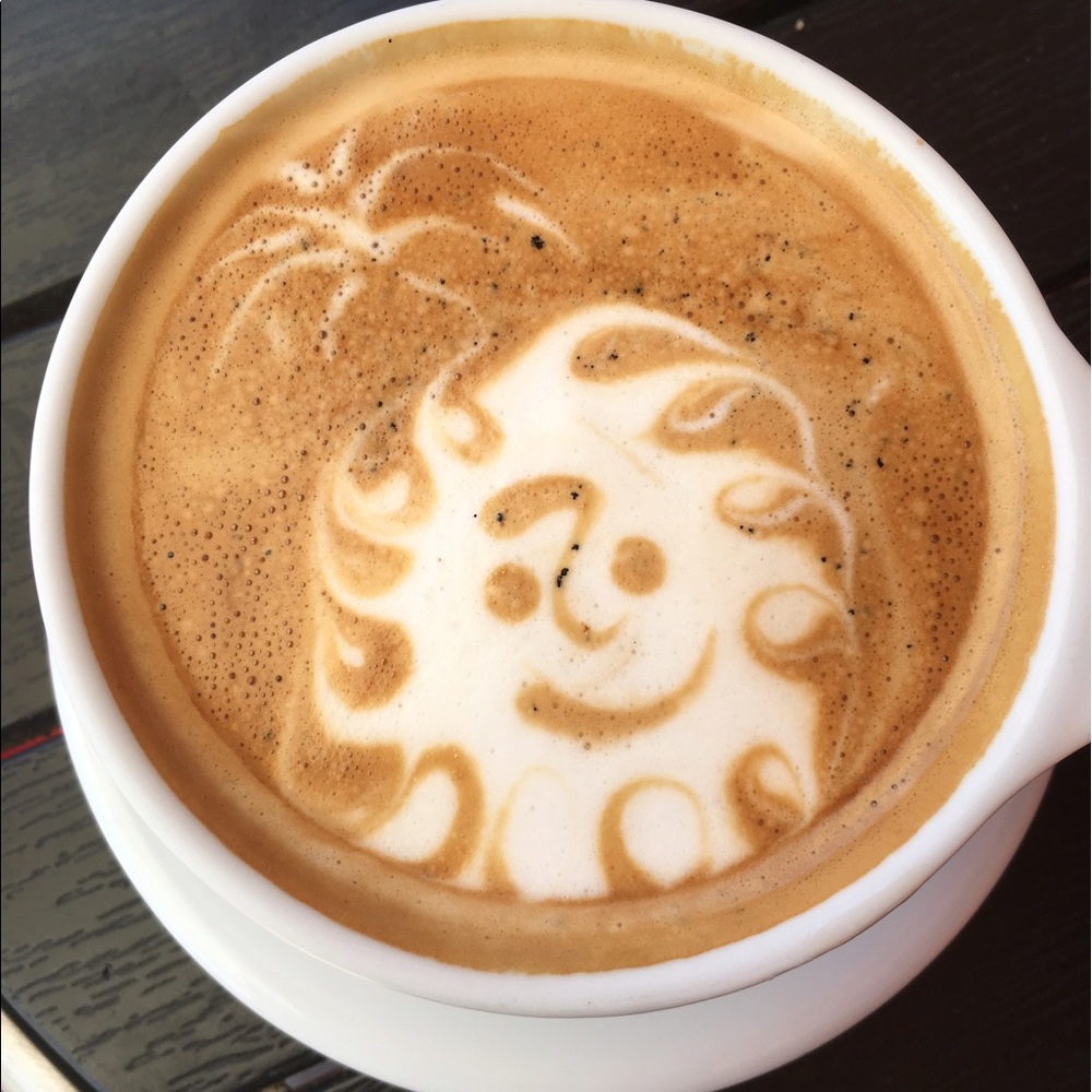 Meet your Posher, Christina