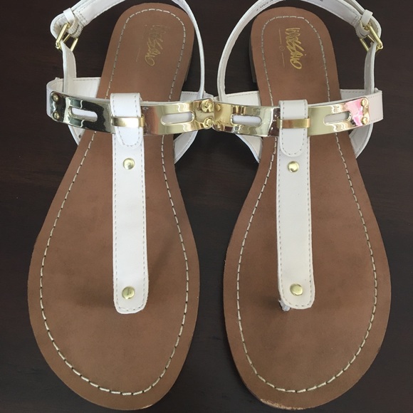 MOSSIMO Avery Sandals - Picture 2 of 5