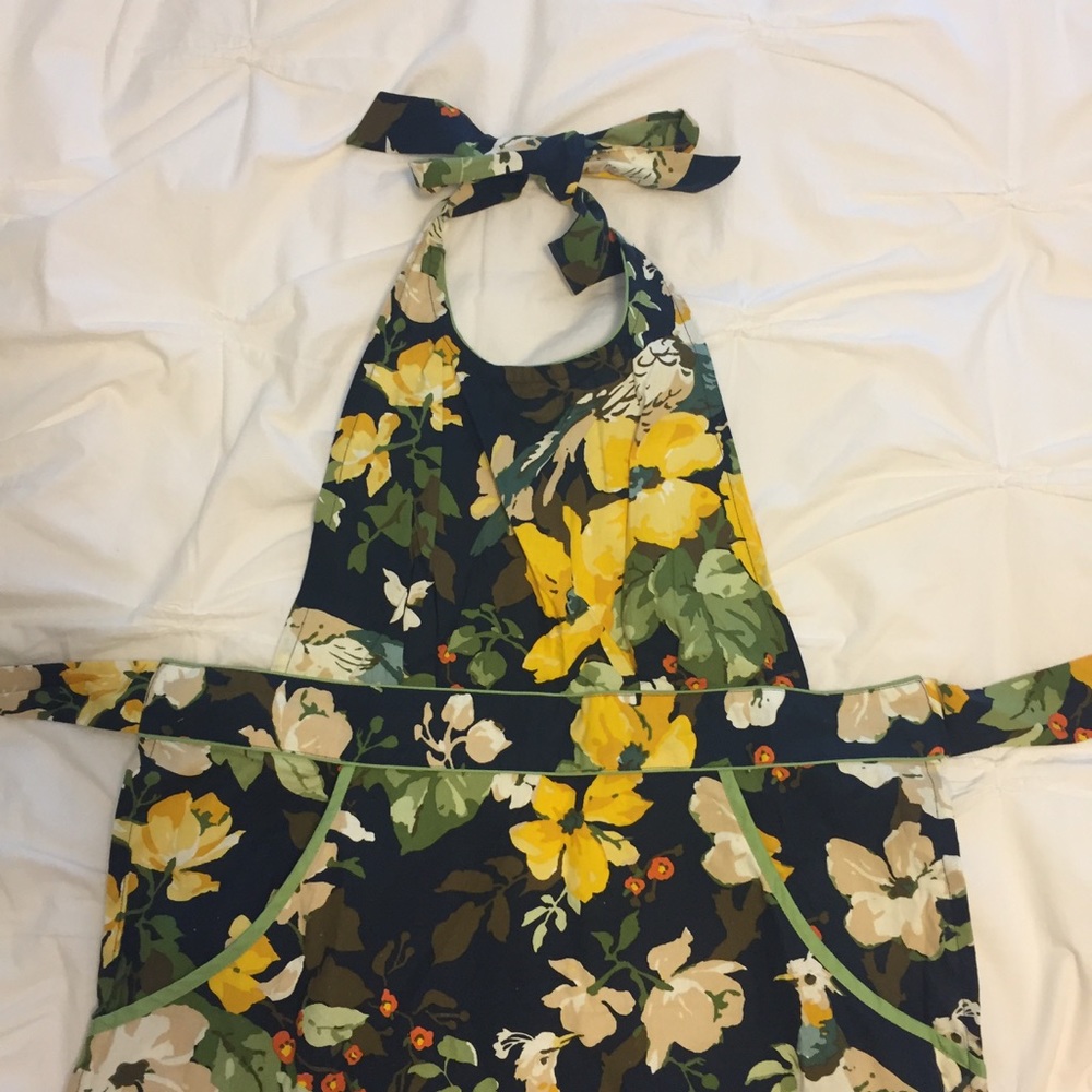 Italian floral apron