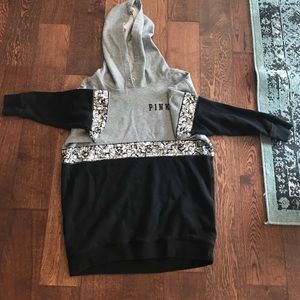 Blingy VS Hoodie🍁