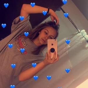 Meet your Posher, Mackenzie