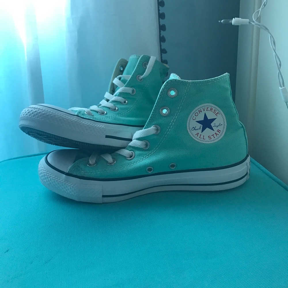 beautiful mint green high top converse