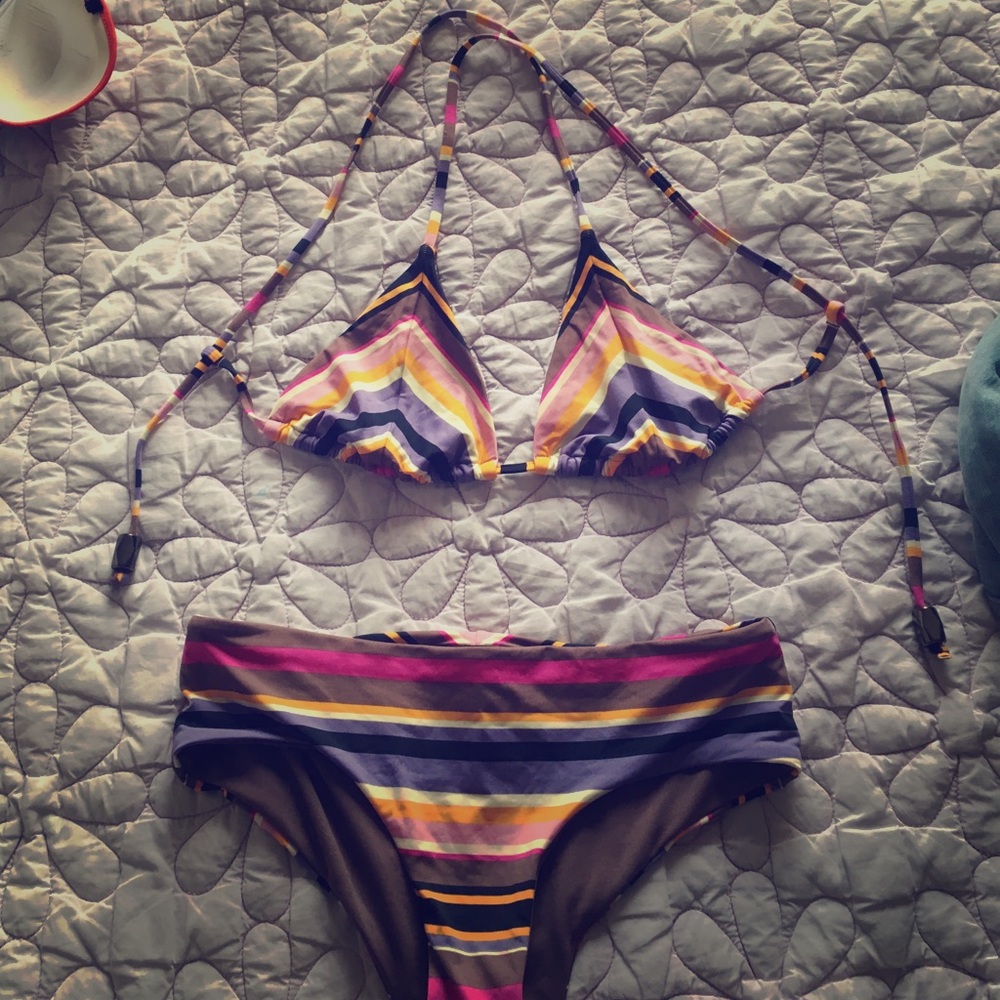 Bathing suit