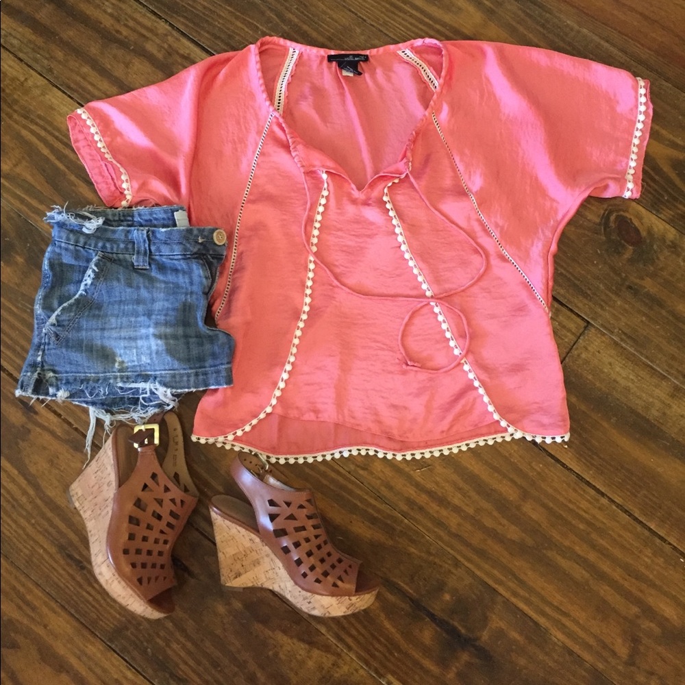 Coral flowy fun blouse