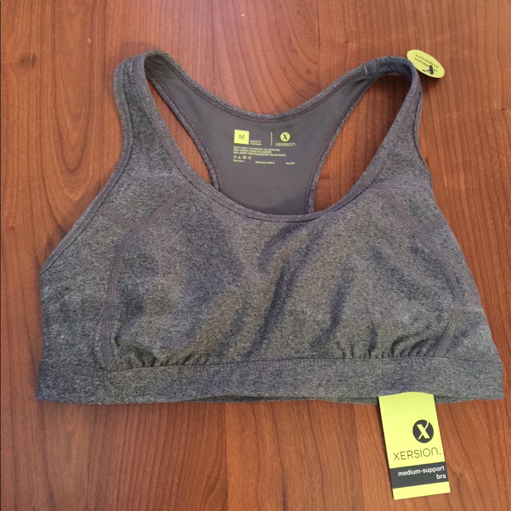 NWT gray sports bra