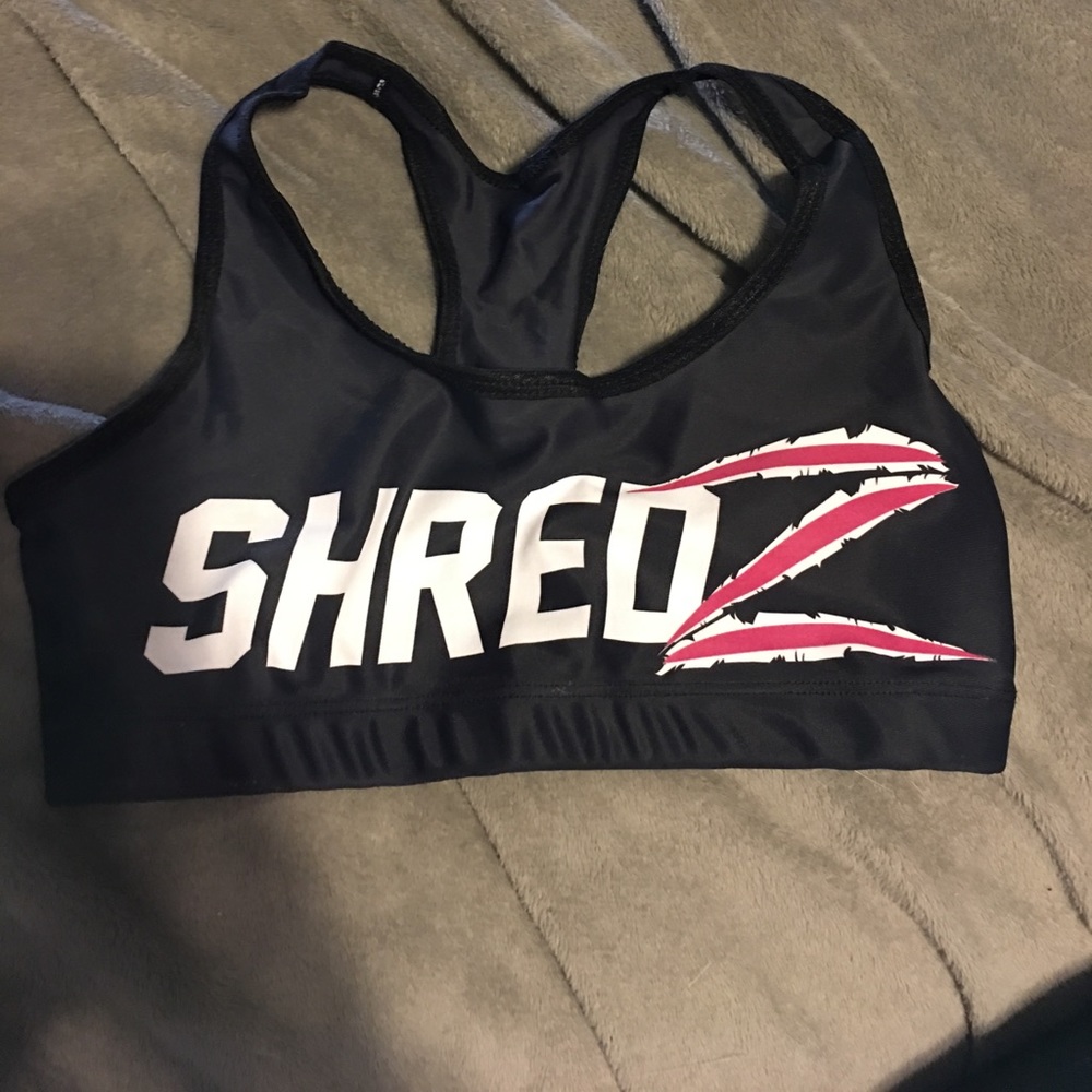 Shredz pink camo sports bra!
