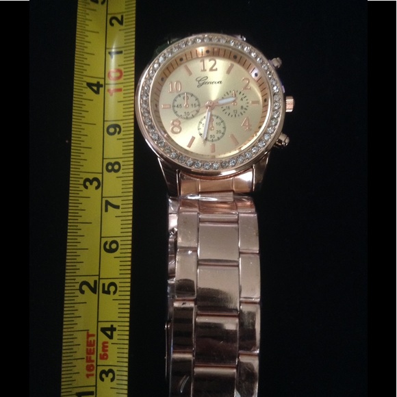 New Rose Gold Geneva Watch - Picture 1 of 2