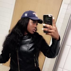 Meet your Posher, Janai