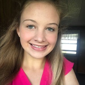 Meet your Posher, Hannah