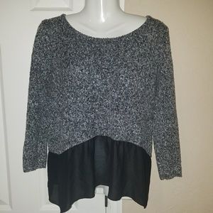 Charming Charlie soft sweater size small