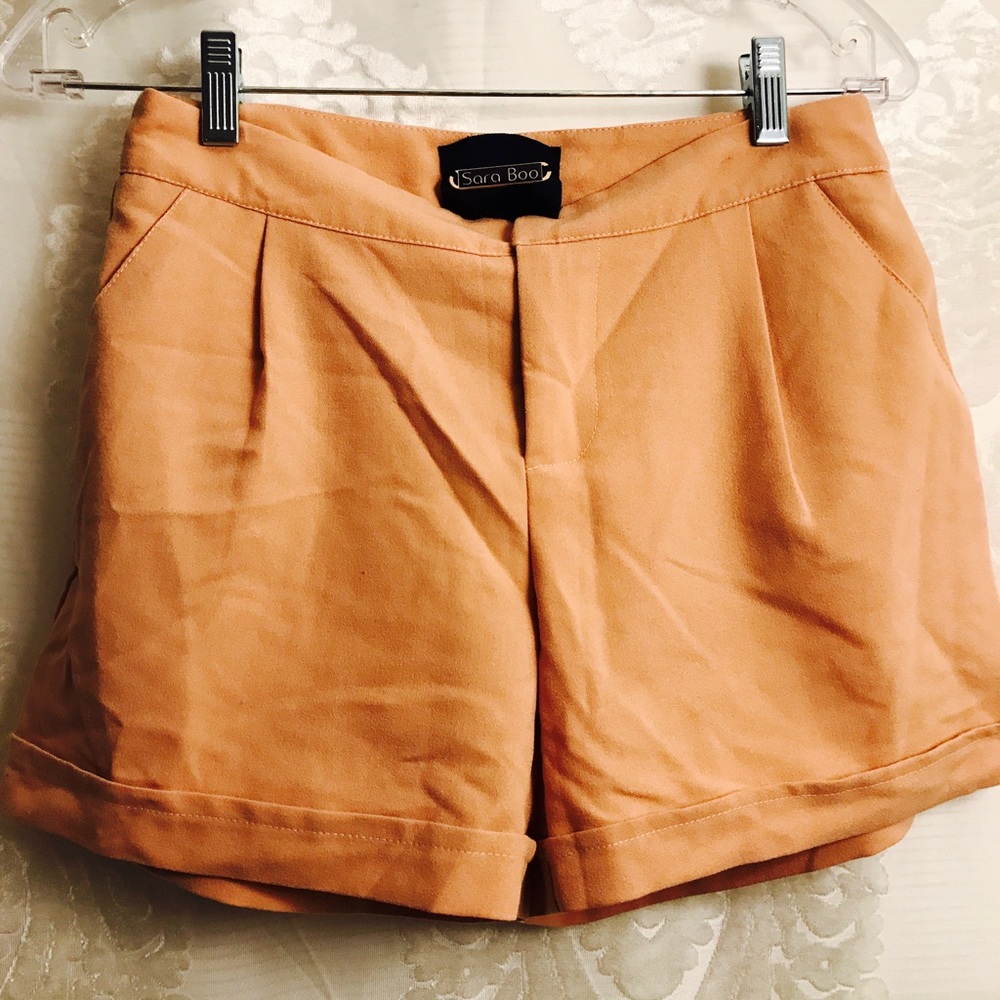 Sara Boo shorts 🌺 XS