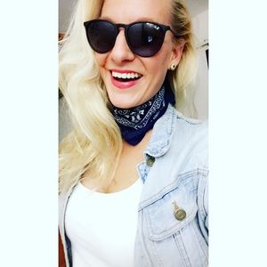 Meet your Posher, Annika