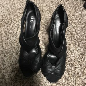 Shi by journeys black heels