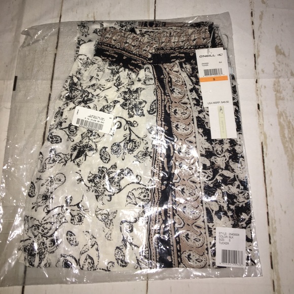 🆕O'Neill Tucker Printed Floral Woven Soft Pant - Picture 7 of 8